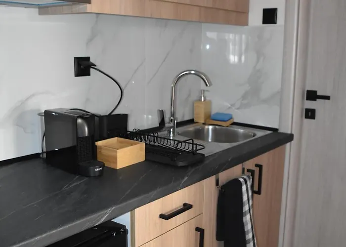 Pnoe * Káto Loutrákion